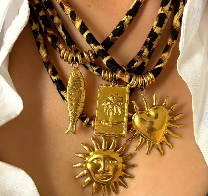 Collar Dorado con Cordón Animal Print