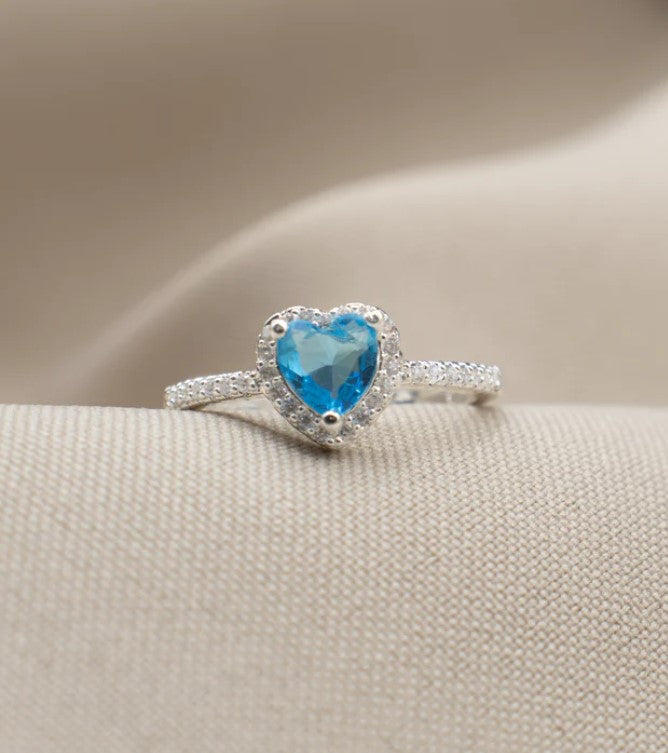 ANILLO CORAZÓN ZIRCÓN BAÑO DE PLATA